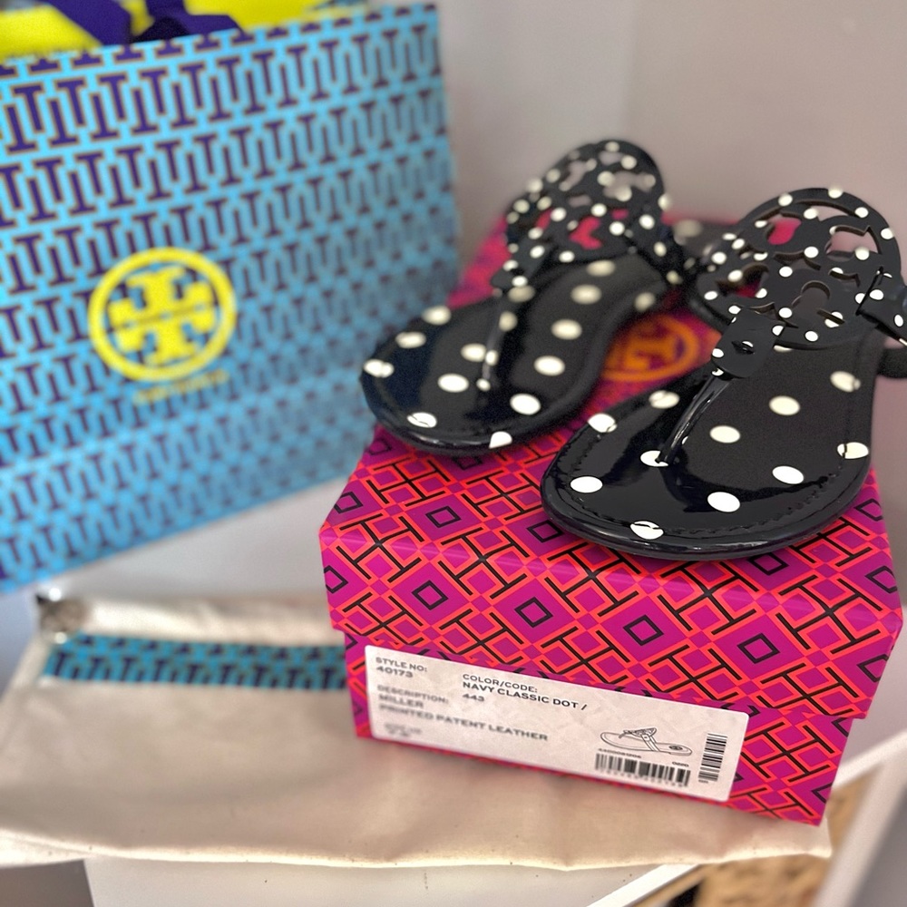NIB Tory Burch Miller Navy with Classic Dots, 7.5 with  box, dust bag & gift bag